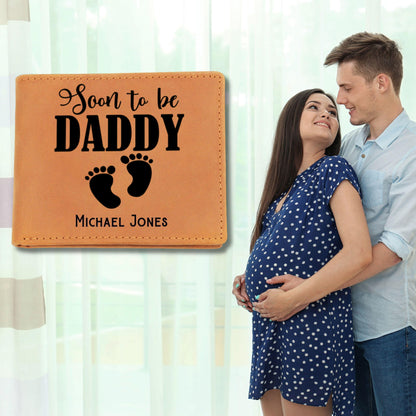 Personalized Soon to Be Daddy Wallet Leather Bifold Gift New Dad Pregnancy Announcement Gift Fathers Day Dad to Be Gift Baby Shower Idea